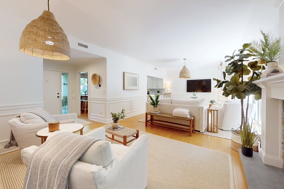 818 Heritage Village  #B Photo 7