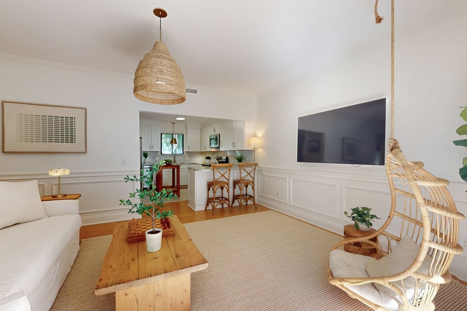 818 Heritage Village  #B Photo 10