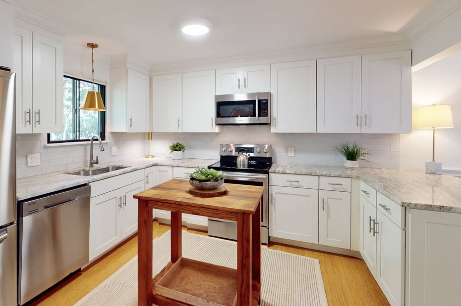 818 Heritage Village  #B Photo 16