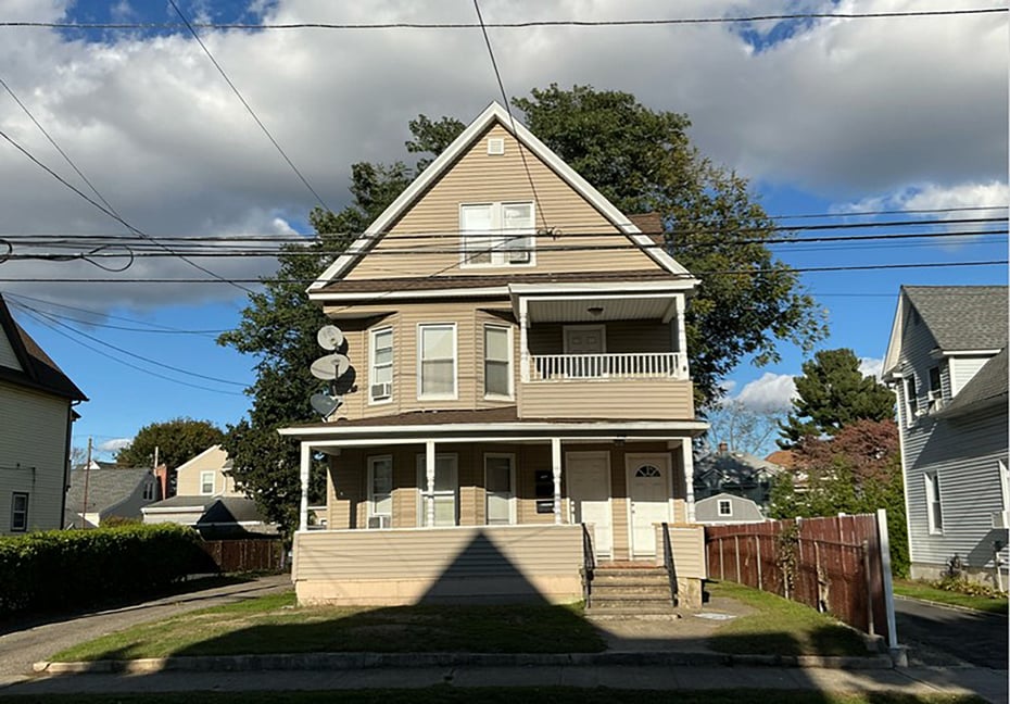 148 Alfred Street  #2 Photo 1