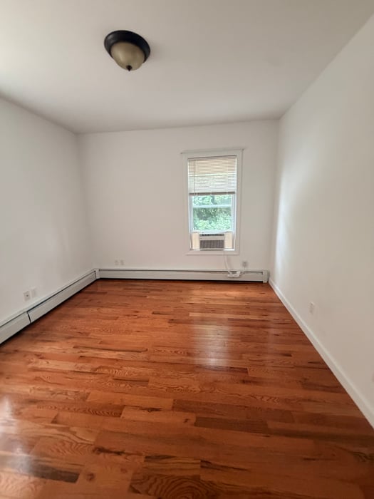 148 Alfred Street  #2 Photo 4