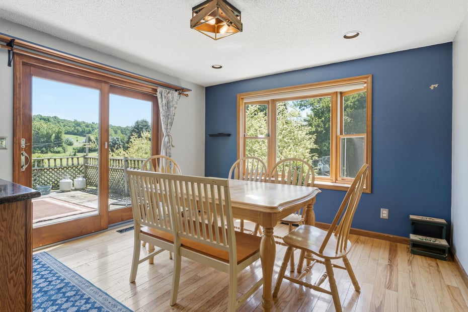 53 Park Place Photo 9