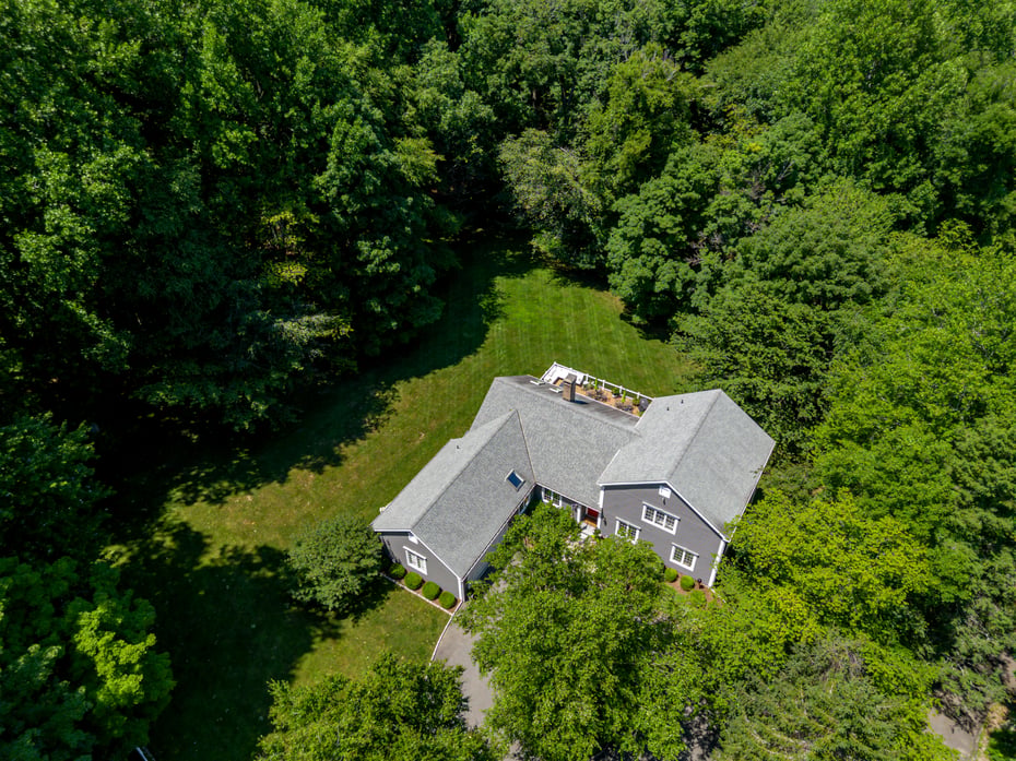 12 Lyndenwood Drive Photo 6