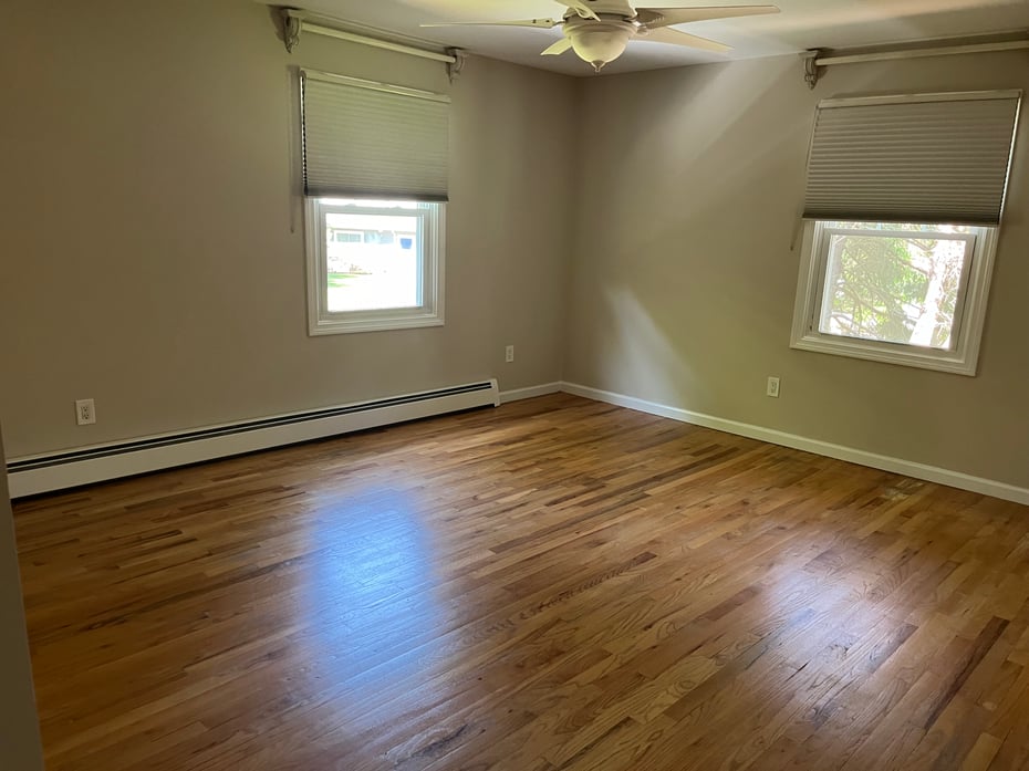476 Wilson Street Photo 17