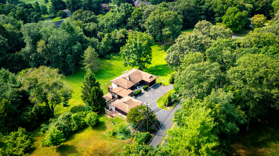 61 Soundview Avenue Photo 5