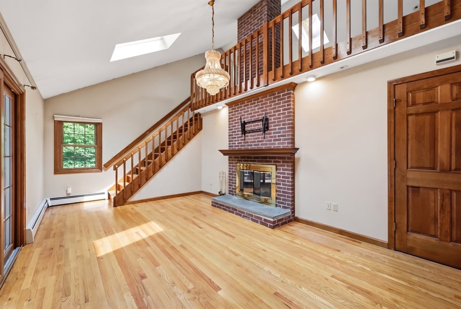 28 Green Woods Lane Photo 13