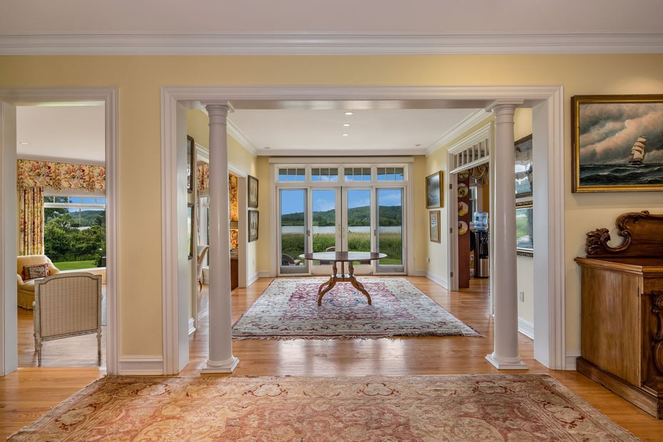 323 River Road Photo 6