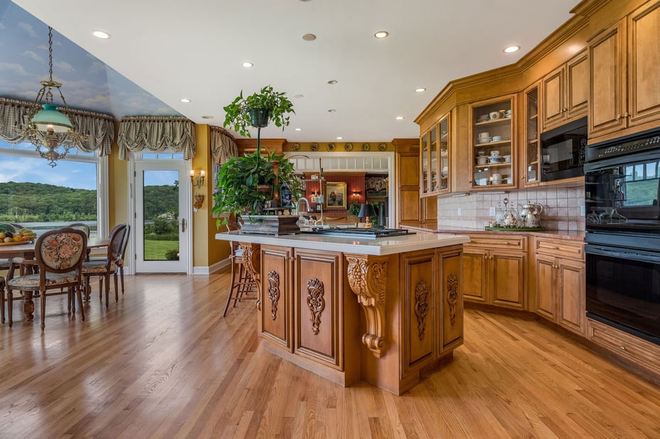 323 River Road Photo 13