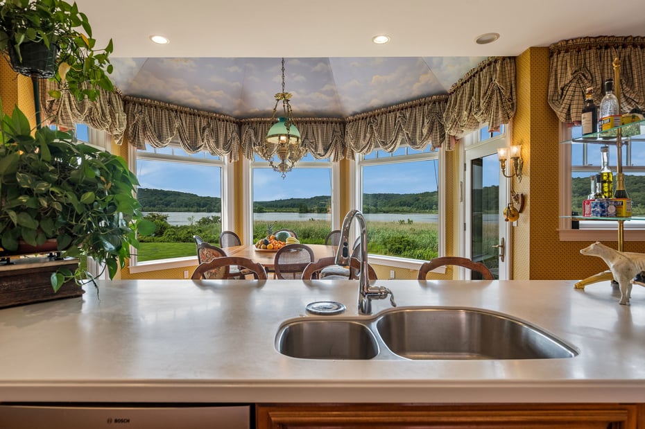 323 River Road Photo 15