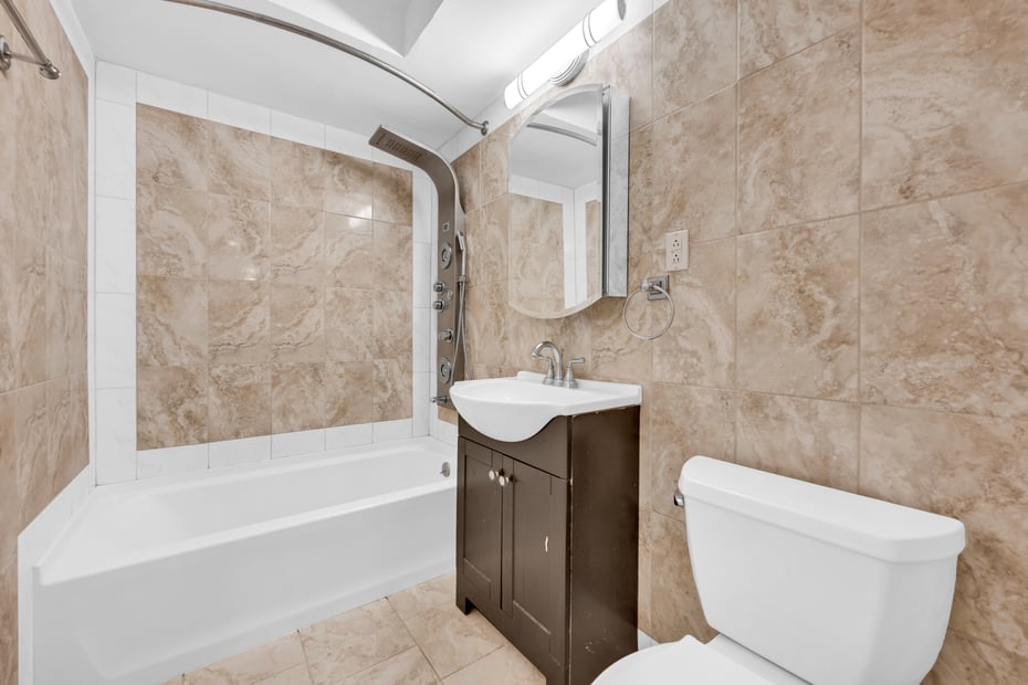893 Farmington Avenue  #1C Photo 15