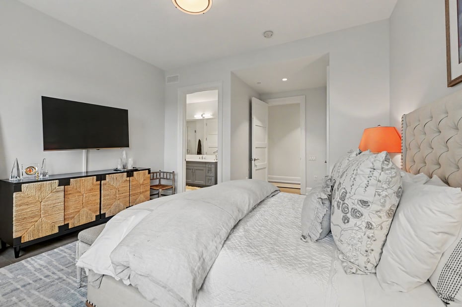 740 Davenport Avenue  #1 Photo 29
