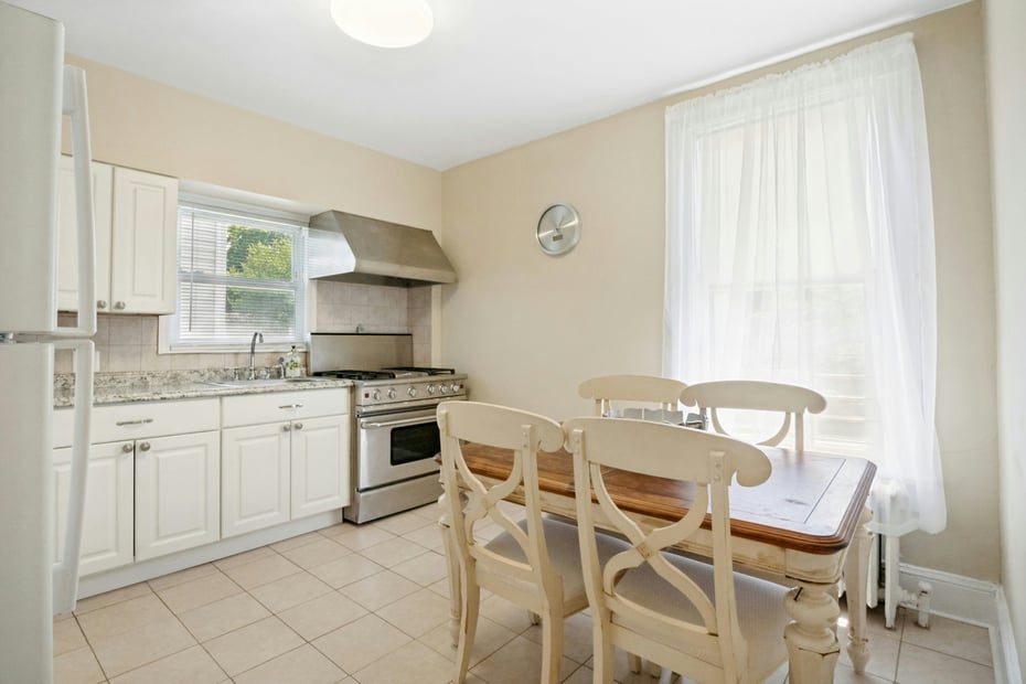 20 Waller Avenue Photo 32