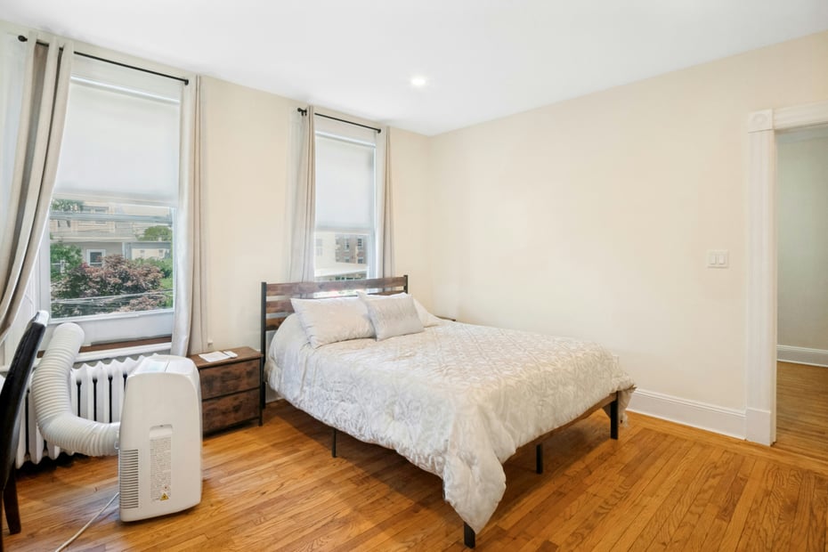 20 Waller Avenue Photo 35