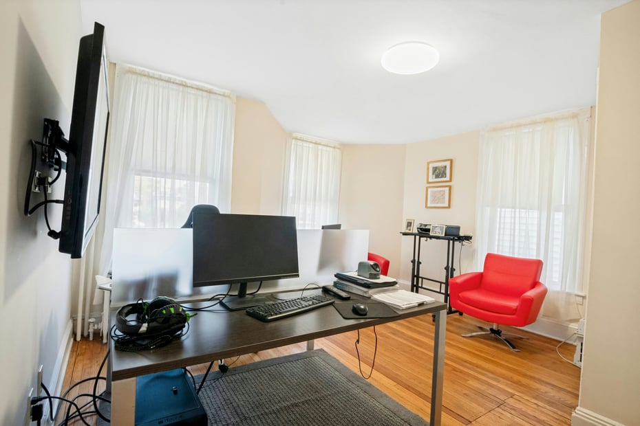 20 Waller Avenue Photo 37