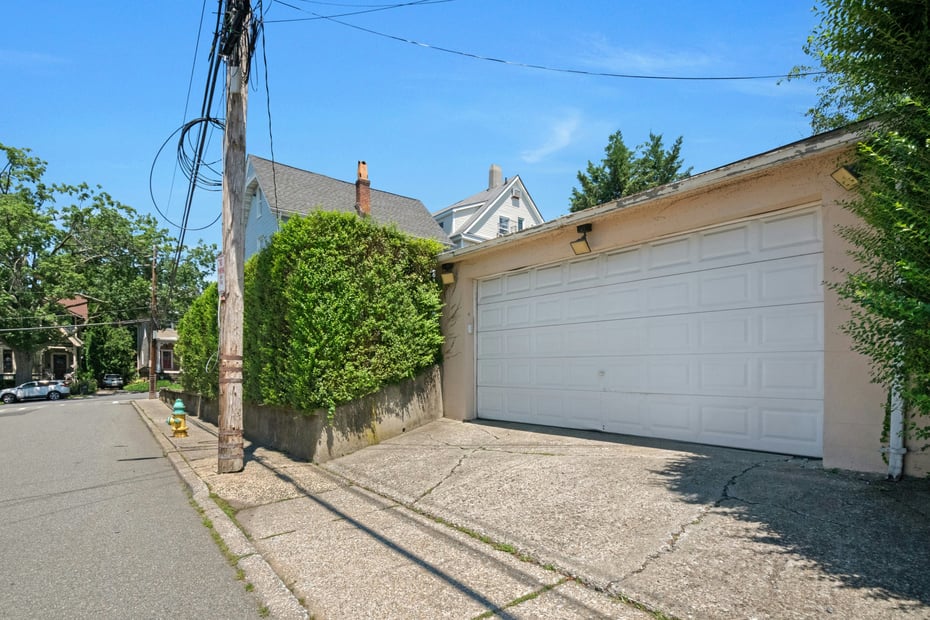 20 Waller Avenue Photo 46