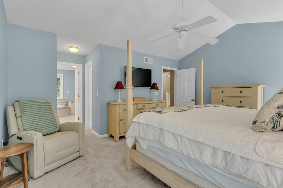 331 Dennison Road Photo 16