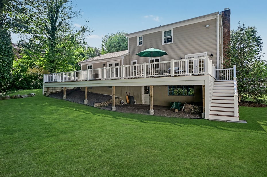 99 William Street Photo 3