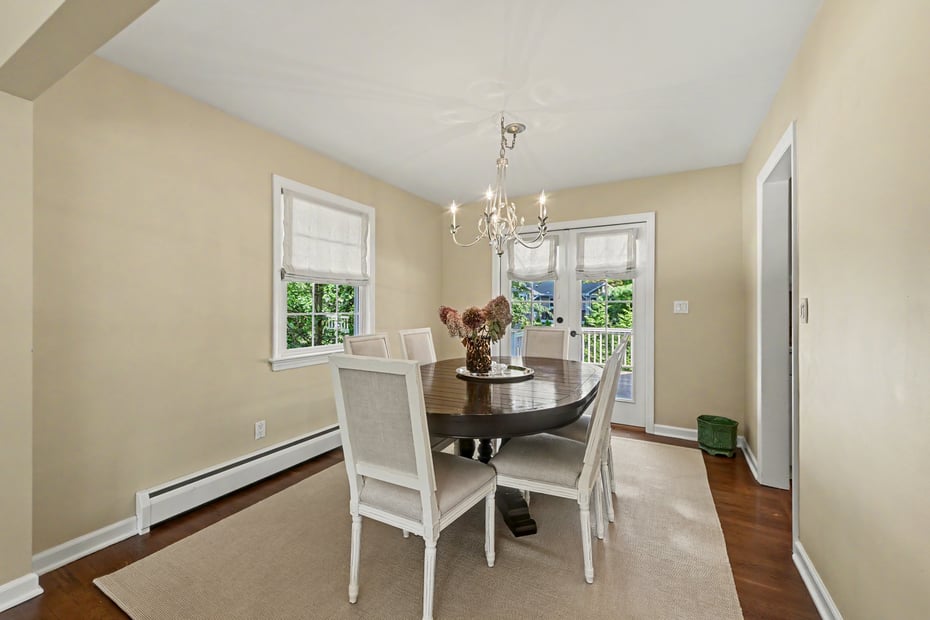 99 William Street Photo 12