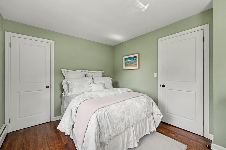 99 William Street Photo 25