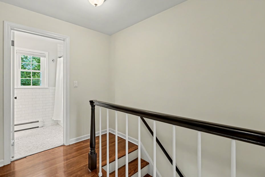 99 William Street Photo 28