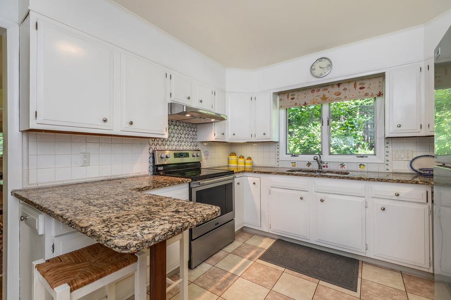 318 Romford Road Photo 22