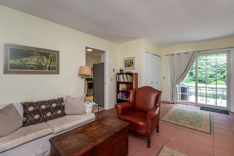 318 Romford Road Photo 23