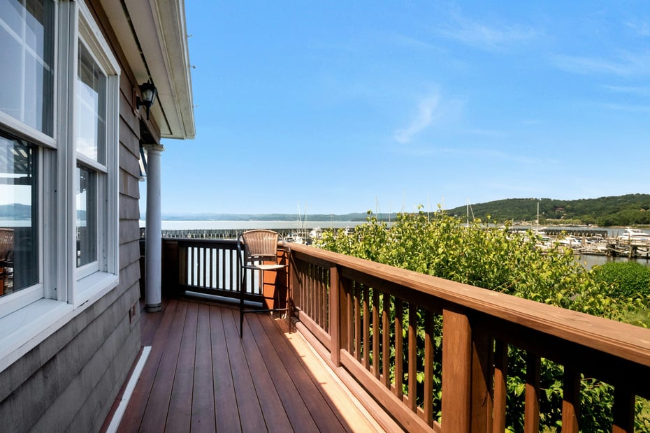 308 Half Moon Bay Drive Photo 4