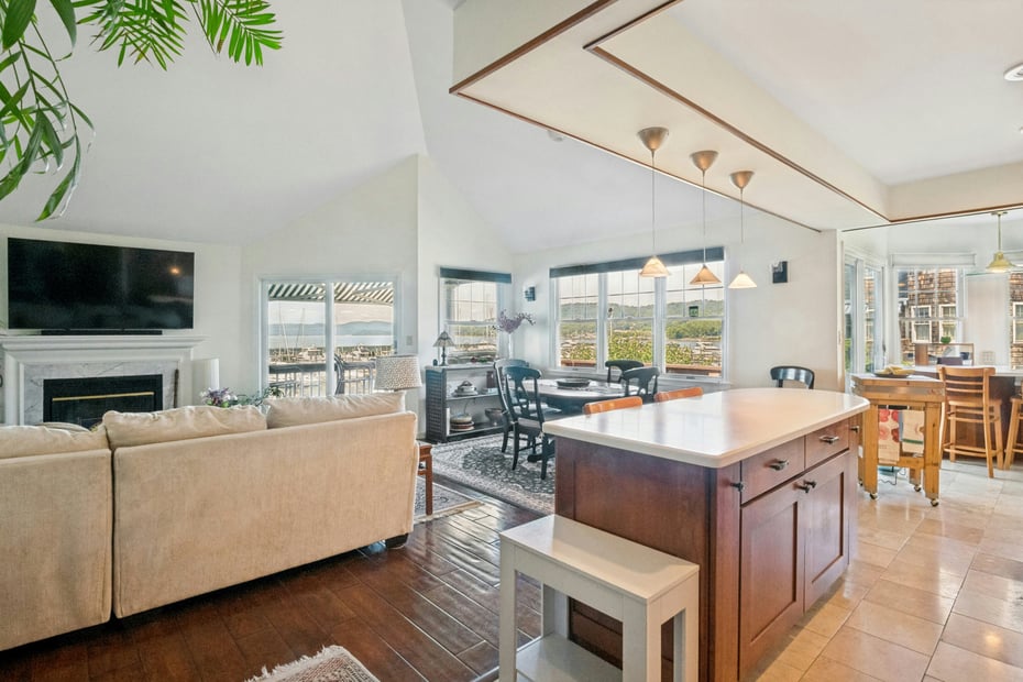 308 Half Moon Bay Drive Photo 13