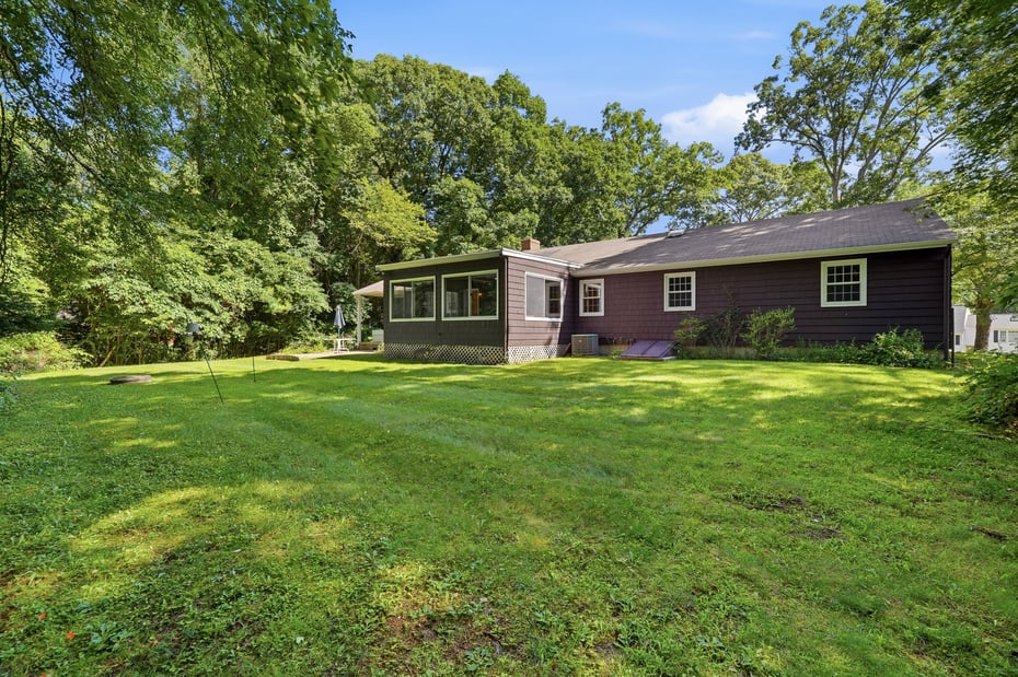 207 School House Road Photo 22