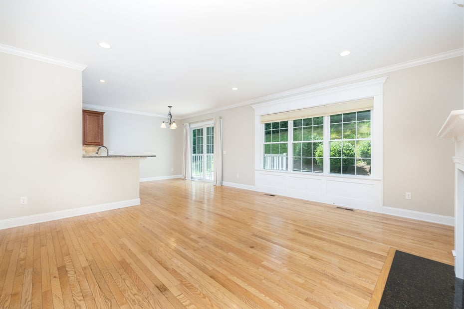 16 Carson Way Photo 5