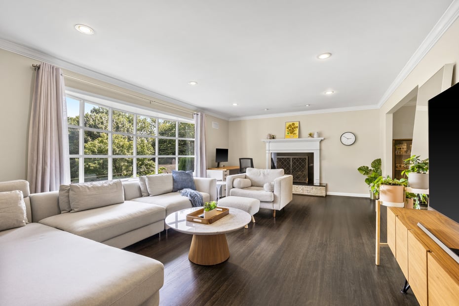 31 Claudet Way Photo 4