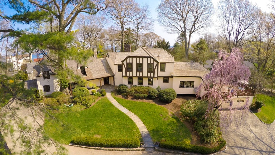17 Shagbark Road Photo 1