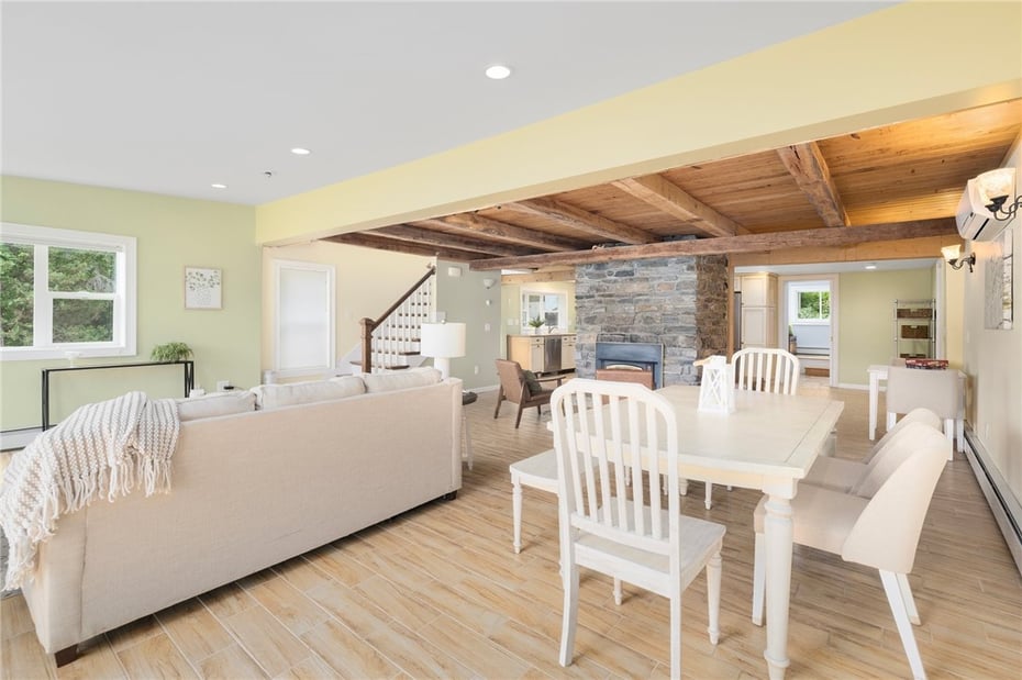 25 Willow Drive Photo 22