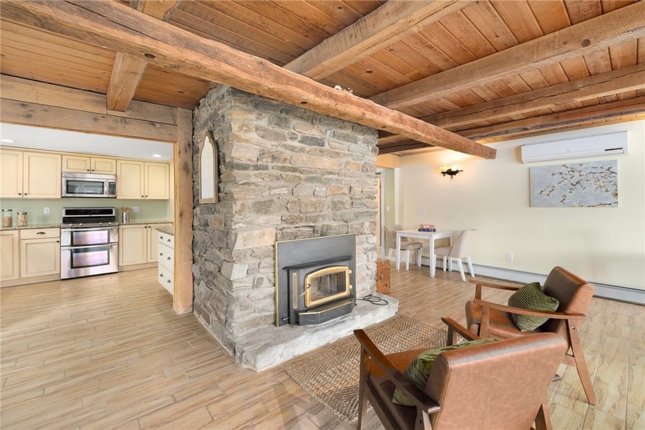 25 Willow Drive Photo 18