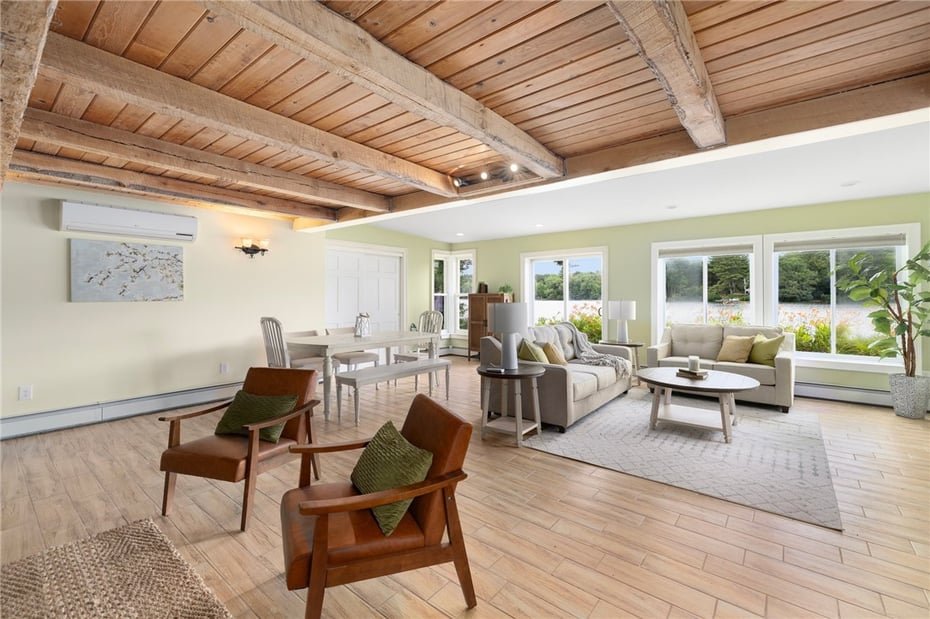 25 Willow Drive Photo 13