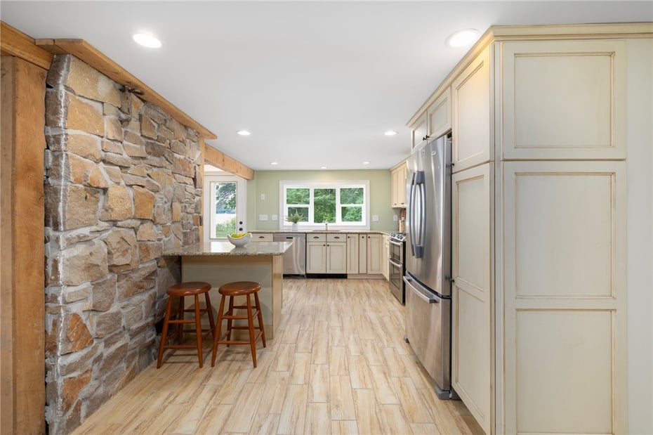 25 Willow Drive Photo 10