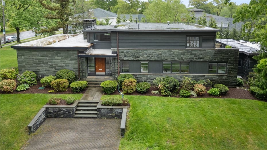 80 Clarendon Avenue Photo 3