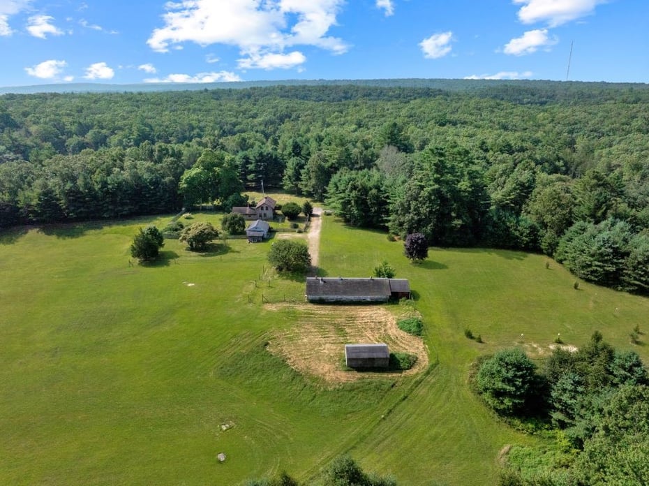 423 North Road Photo 14