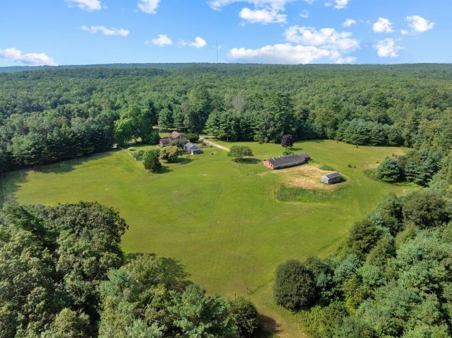 423 North Road Photo 13