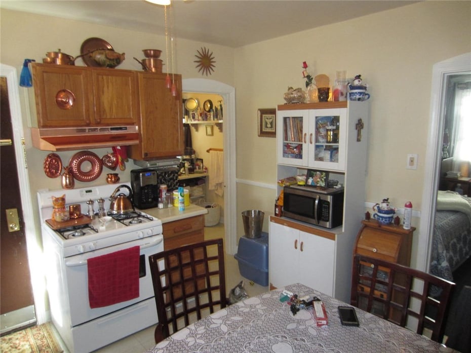 25 31 Moore Street Photo 29