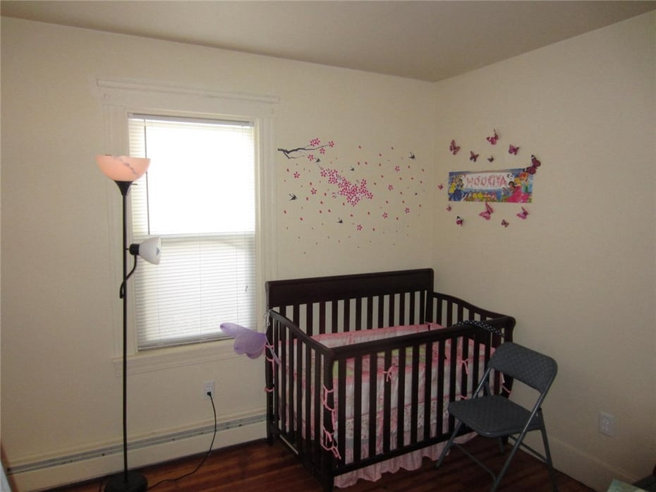 25 31 Moore Street Photo 7