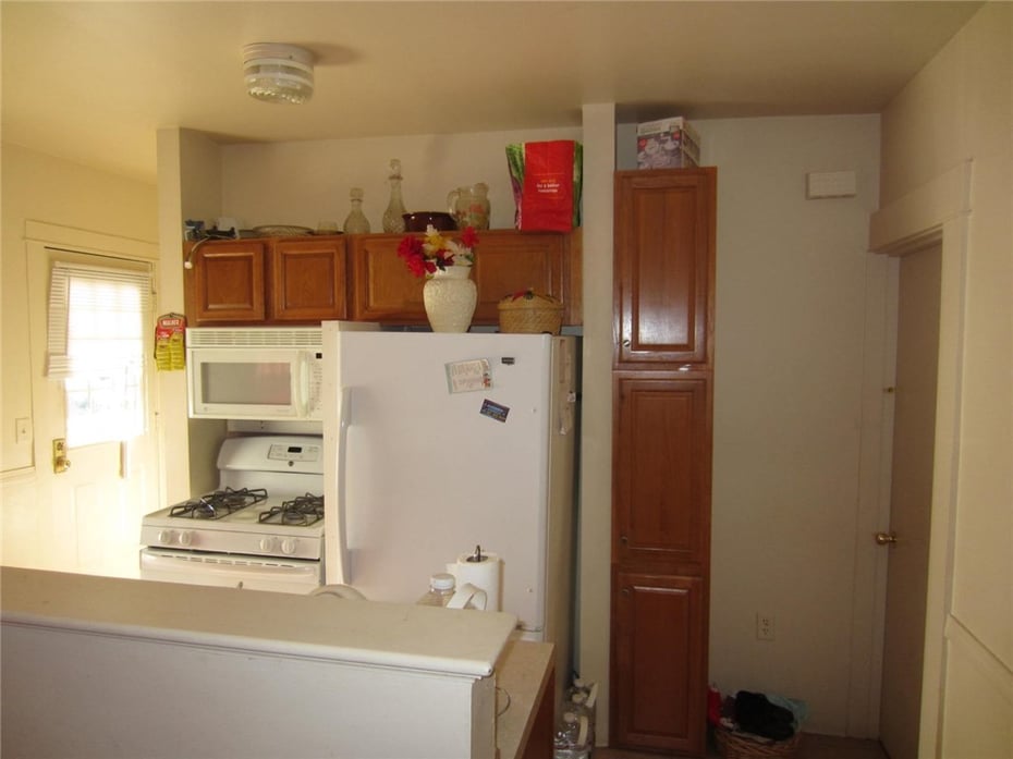 25 31 Moore Street Photo 10