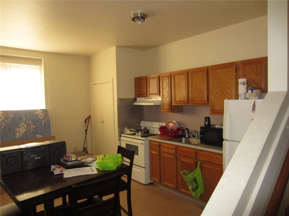 25 31 Moore Street Photo 40