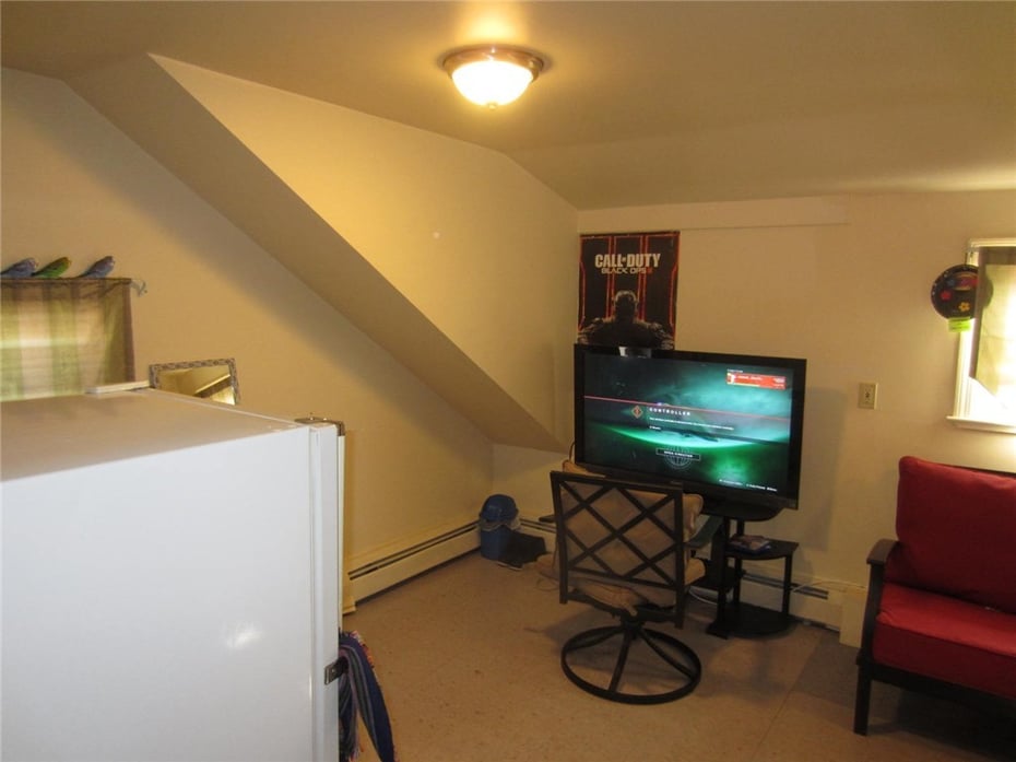 25 31 Moore Street Photo 14