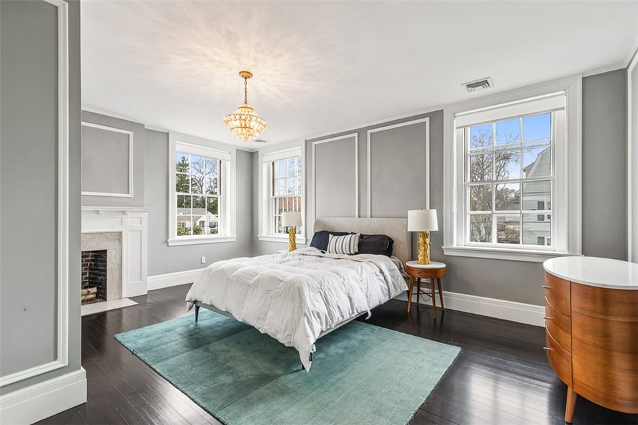 188 Blackstone Boulevard Photo 37