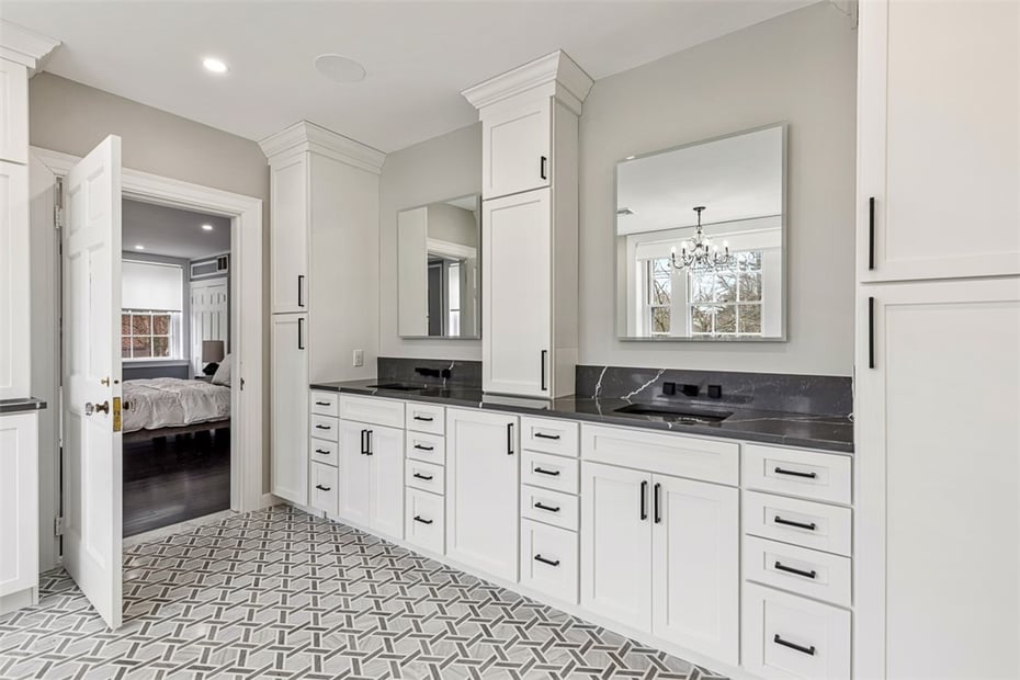 188 Blackstone Boulevard Photo 31