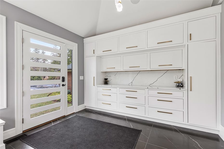 188 Blackstone Boulevard Photo 22