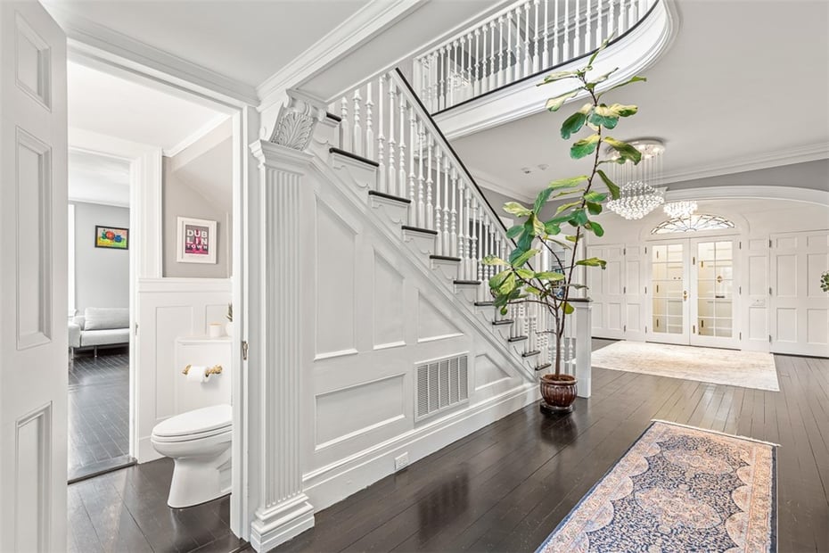 188 Blackstone Boulevard Photo 24