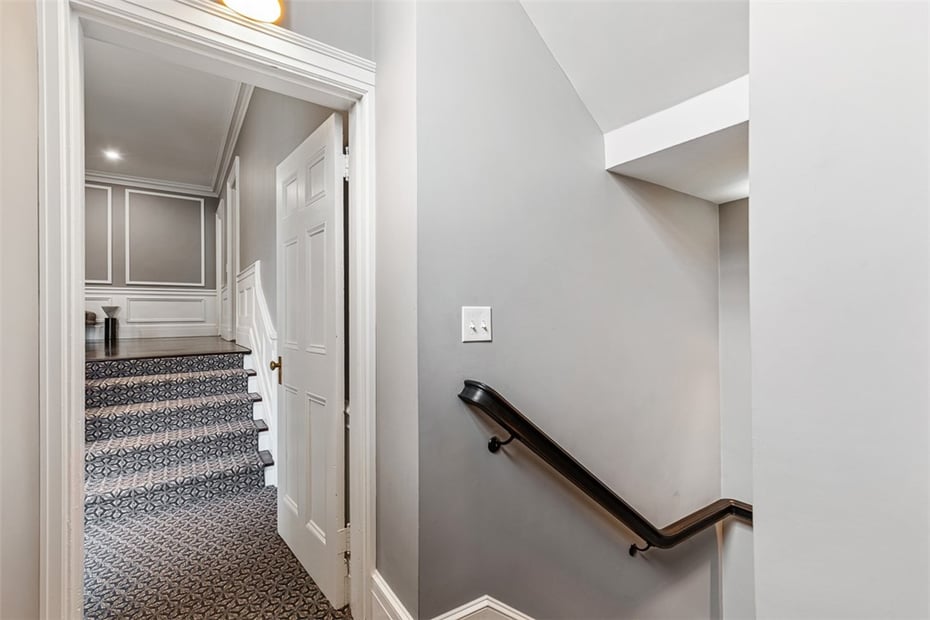 188 Blackstone Boulevard Photo 44