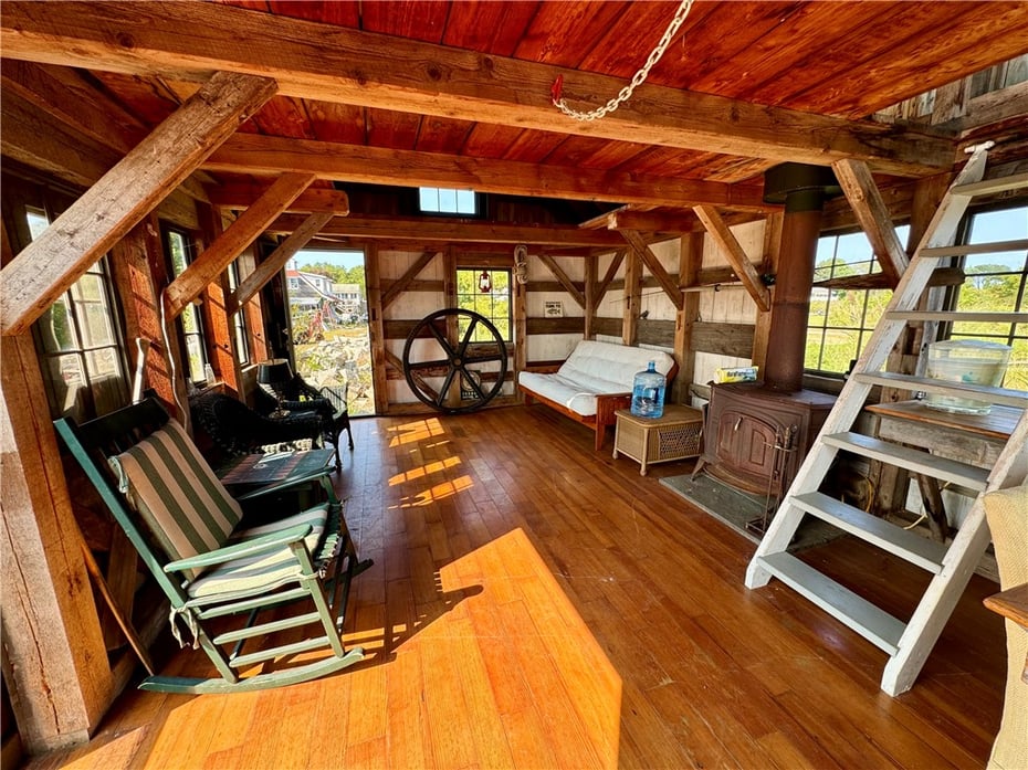 24 Champlin Drive Photo 14